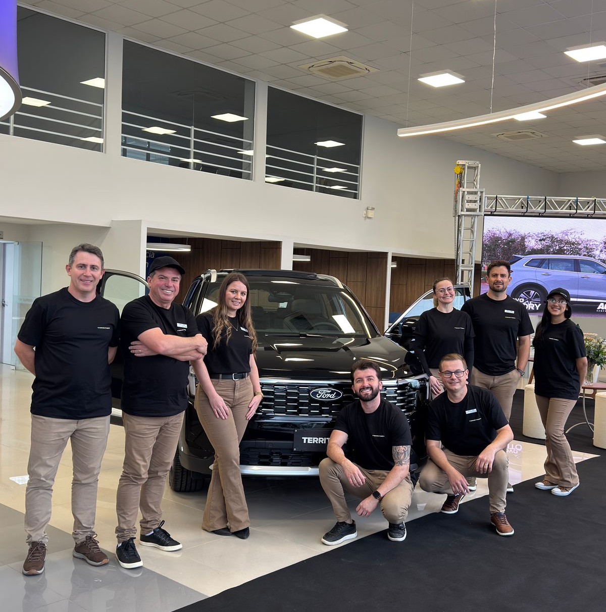 Equipe Autoplus Rio do Sul com a Maverick Tremor